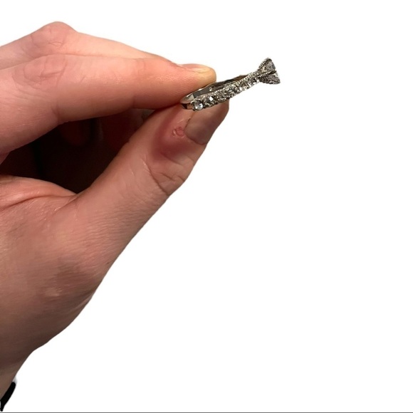 𝅺flash Wedding Ring Set - Picture 3 of 10